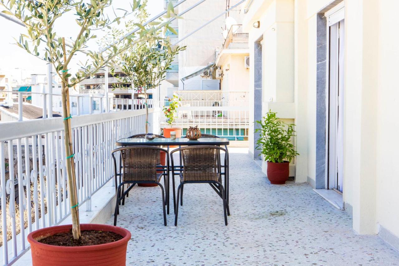 Loucas Apartment Athen Eksteriør bilde
