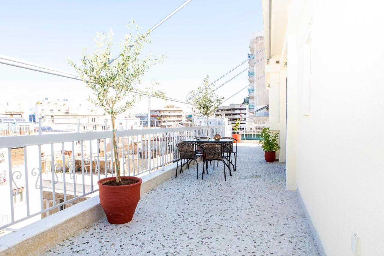 Loucas Apartment Athen Eksteriør bilde