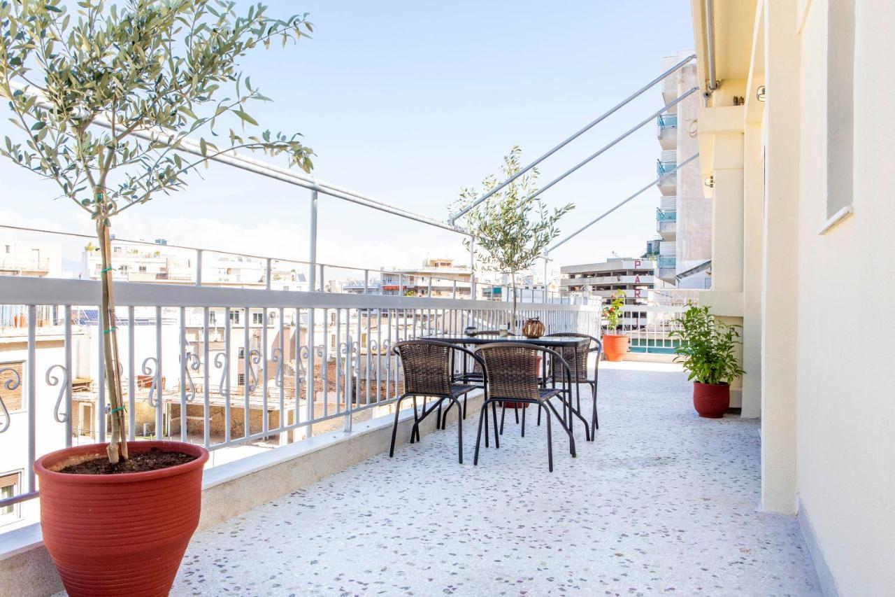 Loucas Apartment Athen Eksteriør bilde